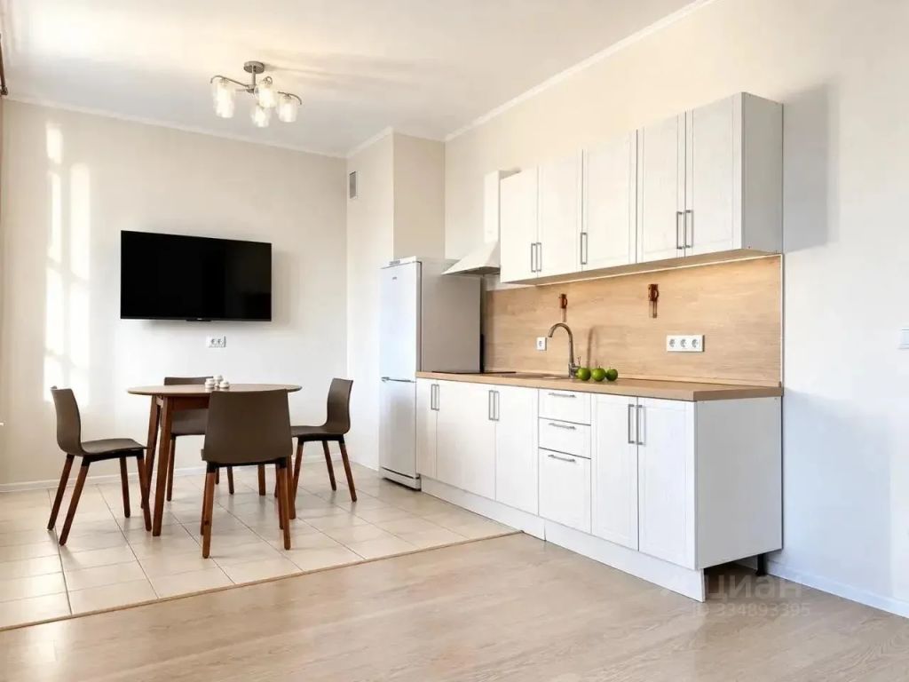 m. Pyatnitskoe shosse: Apartment, 2-rooms