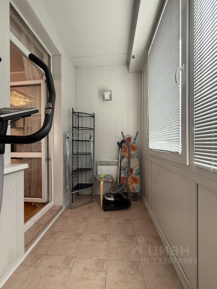 m. Zorge: Apartment, 3-rooms