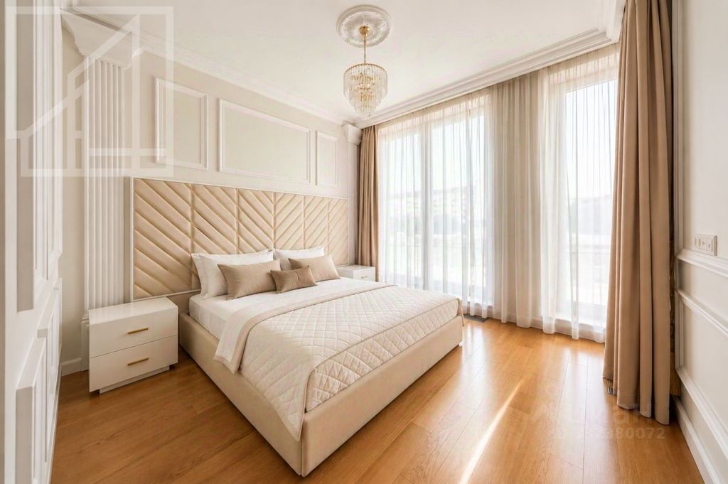 m. Smolenskaya: Apartment, 4-rooms