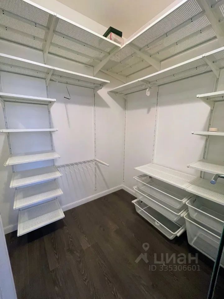 m. Nikolskoe: Apartment, 3-rooms