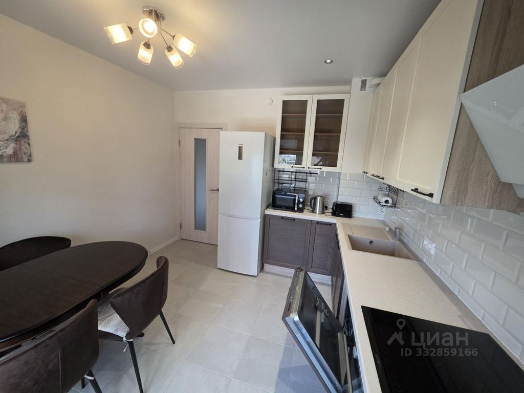 m. Aminyevskaya: Apartment, 2-rooms