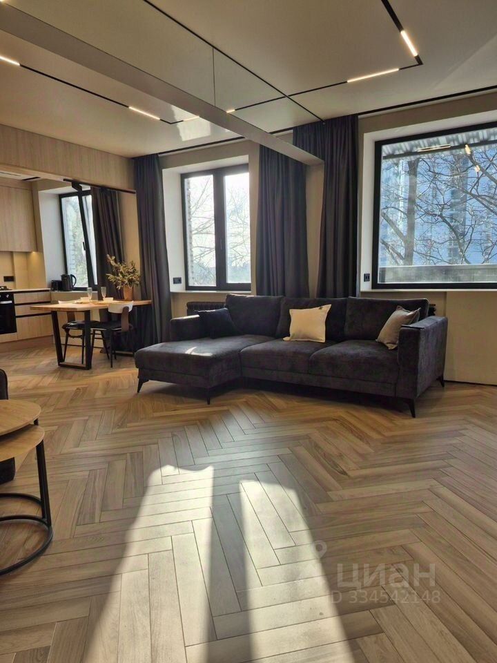 m. Smolenskaya: Apartment, 2-rooms