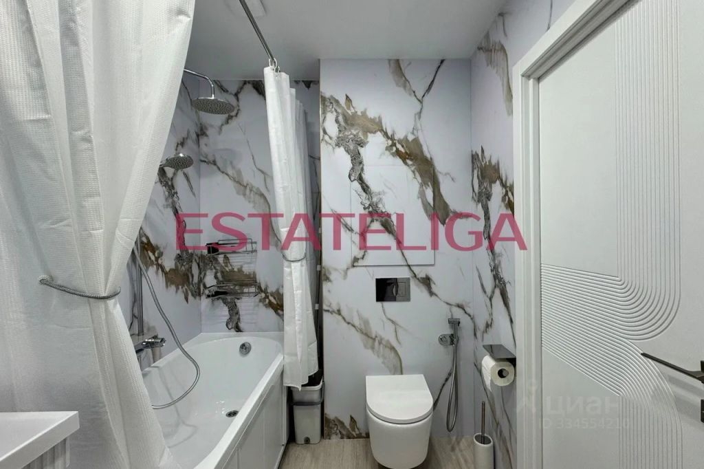 m. Park Pobedy: Apartment, studio