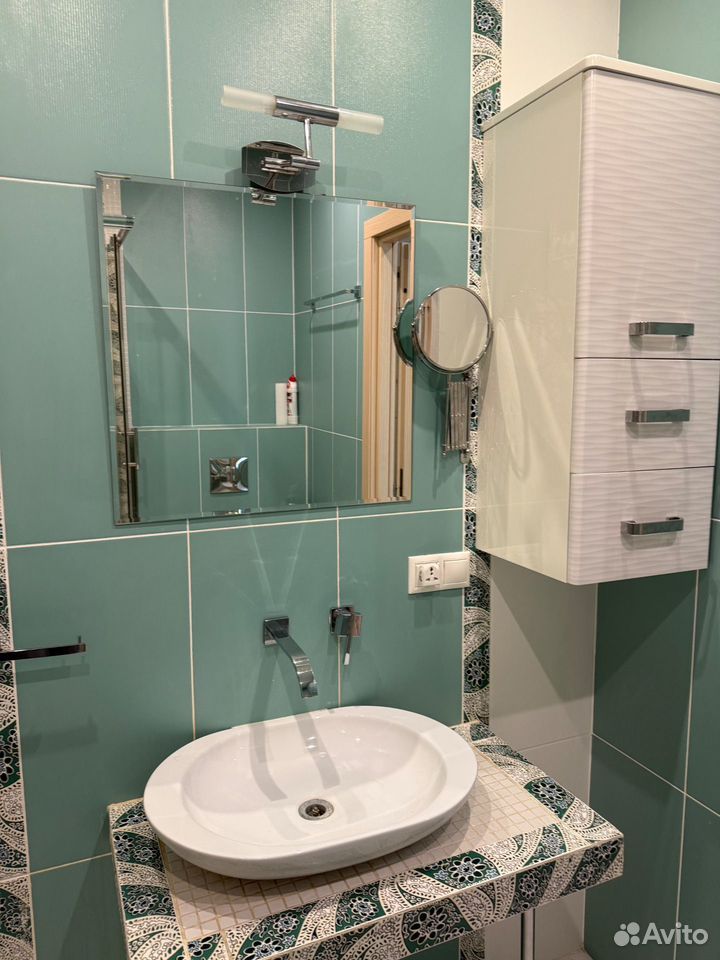 m. Novomoskovskaya: Apartment, studio