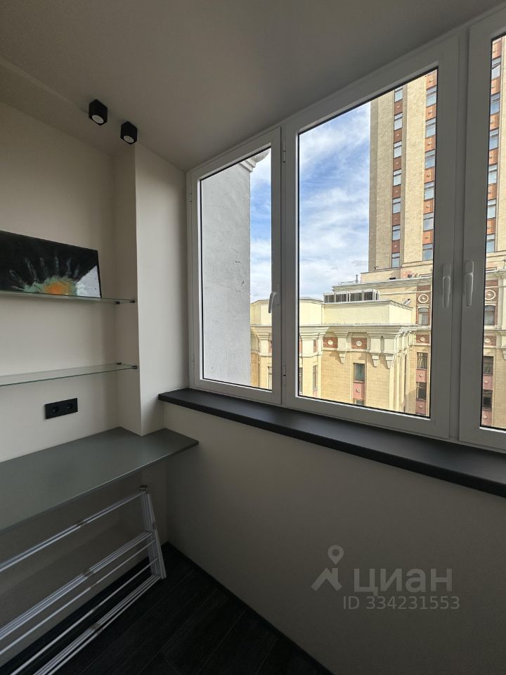 m. Ploschad trekh vokzalov: Apartment, 2-rooms