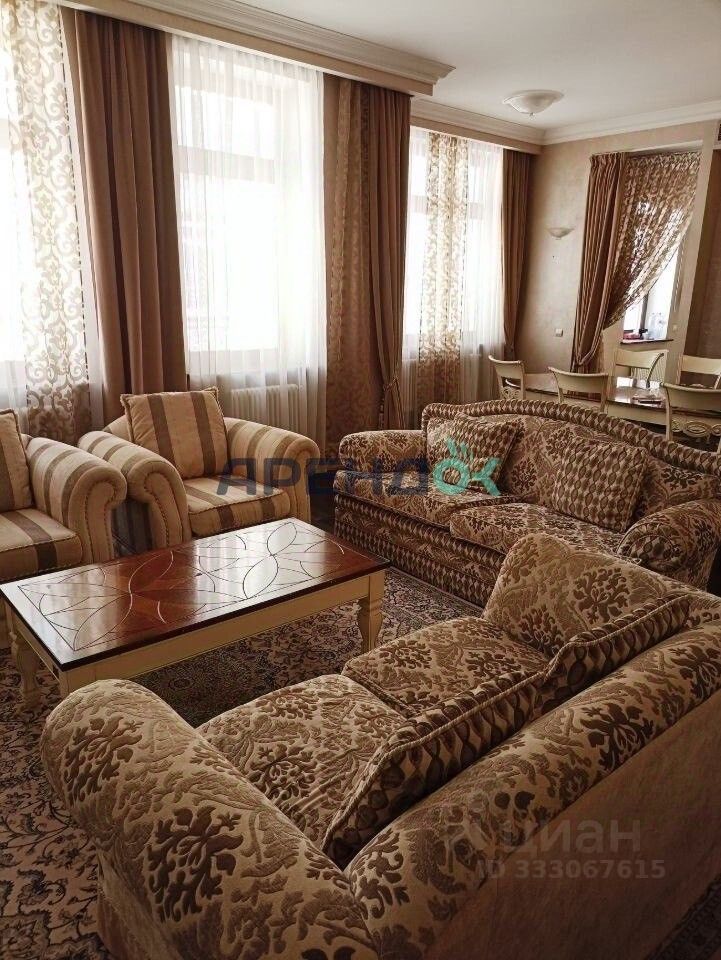 m. Trubnaya: Apartment, 4-rooms