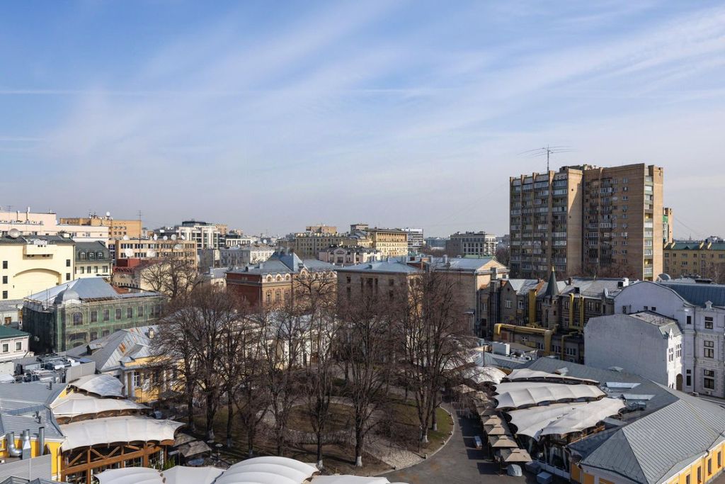 m. Barrikadnaya: Apartment, 3-rooms