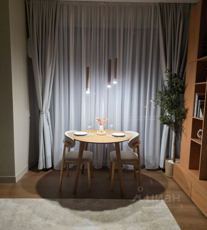 m. Maryina Roscha: Apartment, studio