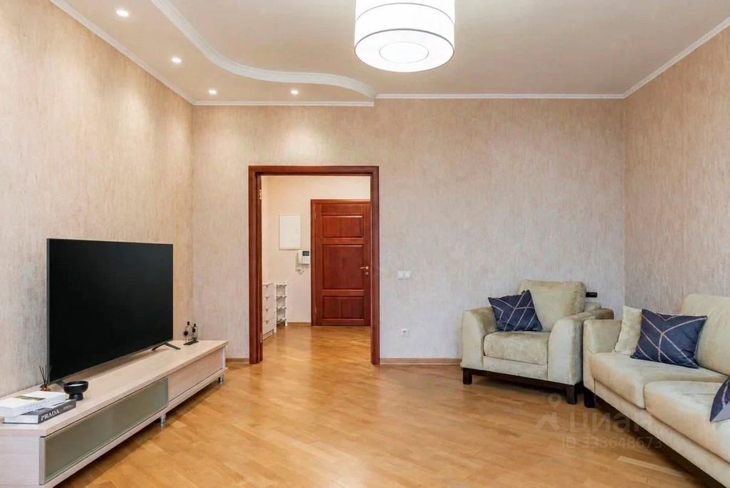 m. Krasny Baltiets: Apartment, 2-rooms