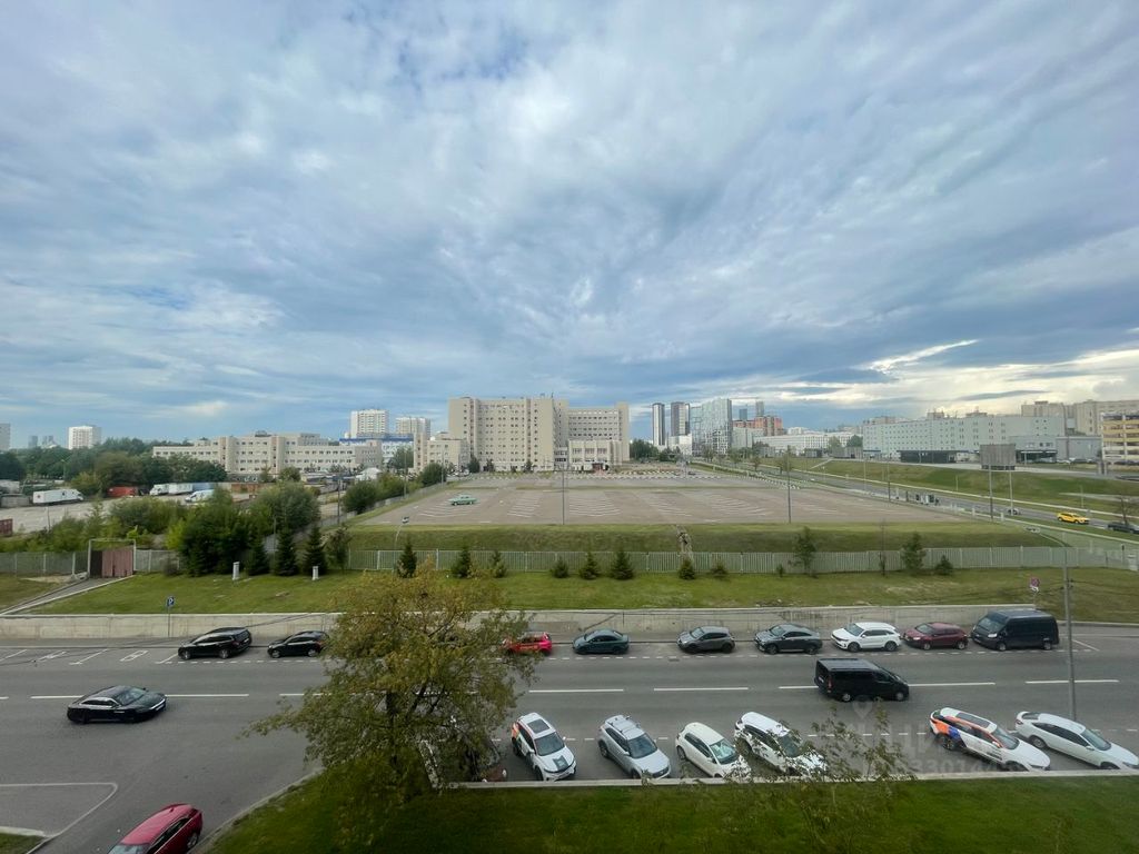 m. Universitet druzhby narodov: Apartment, 2-rooms