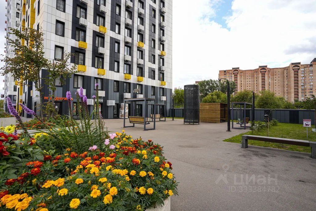 m. Pavshino: Apartment, 2-rooms