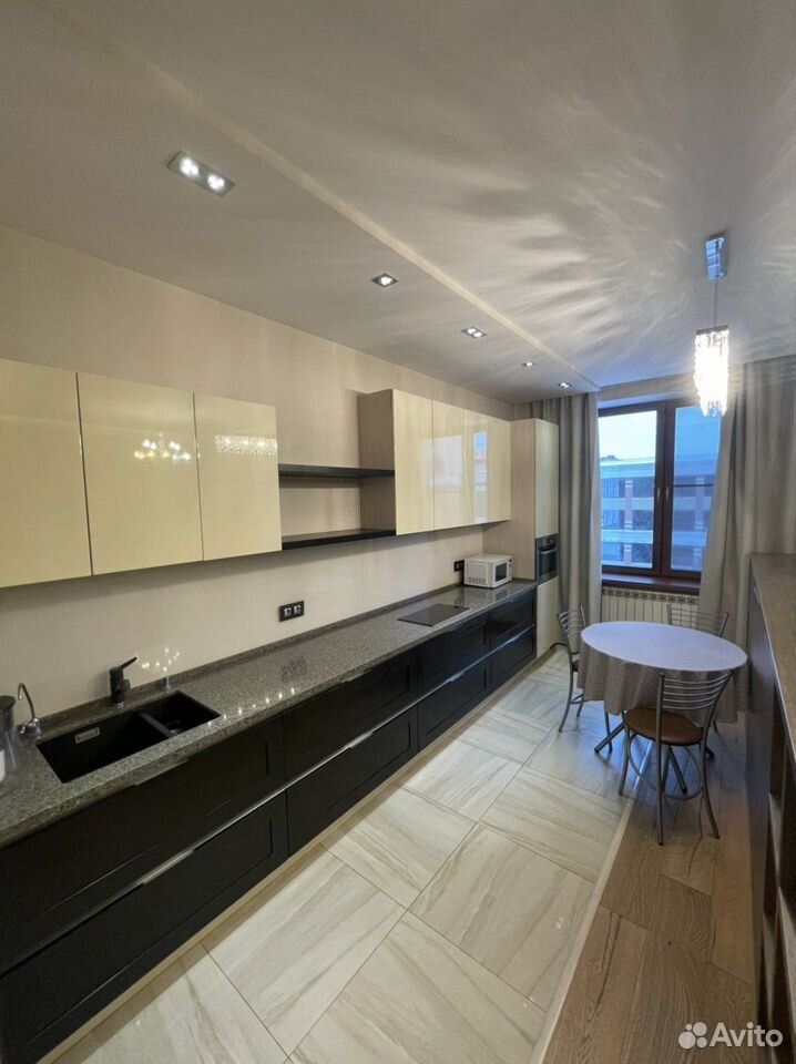 m. Rabochy Poselok: Apartment, studio