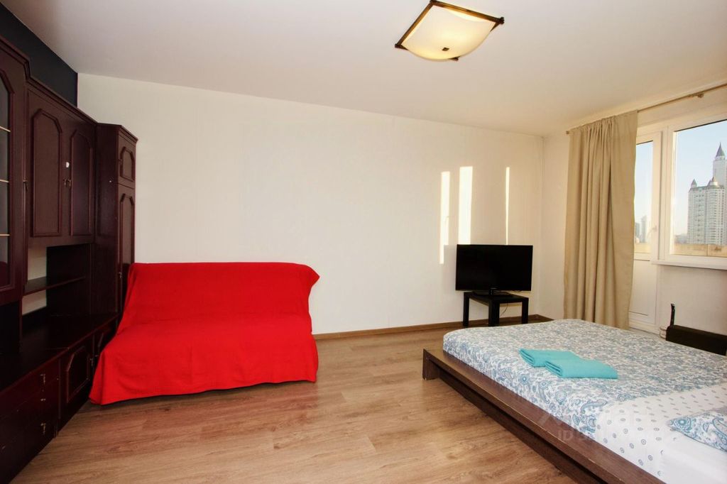 m. Slavyansky bulvar: Apartment, 1-rooms