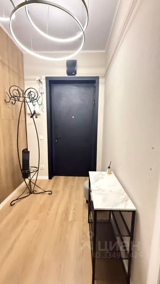 m. Strogino: Apartment, 3-rooms