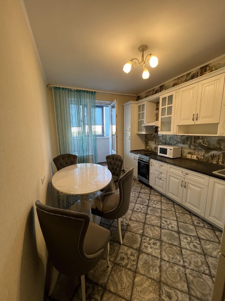 m. Opalikha: Apartment, 2-rooms
