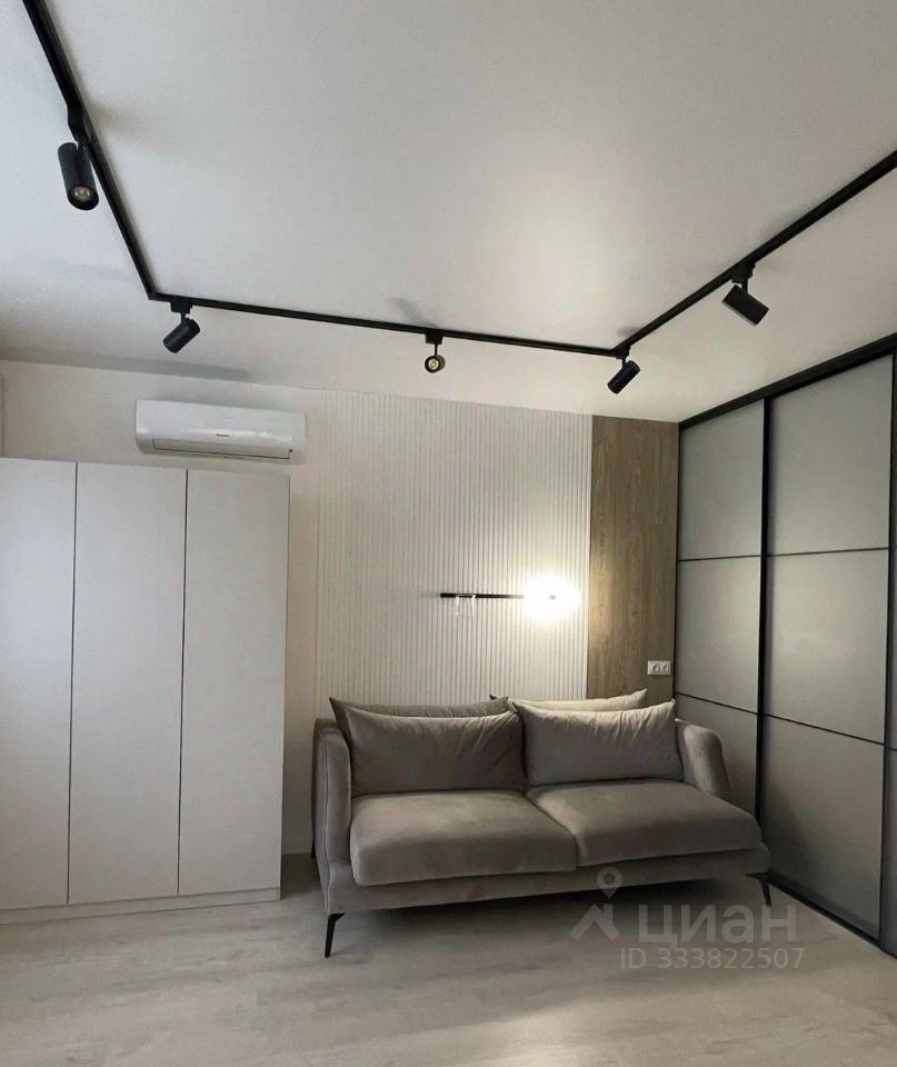 m. Narodnoe Opolchenie: Apartment, 1-rooms