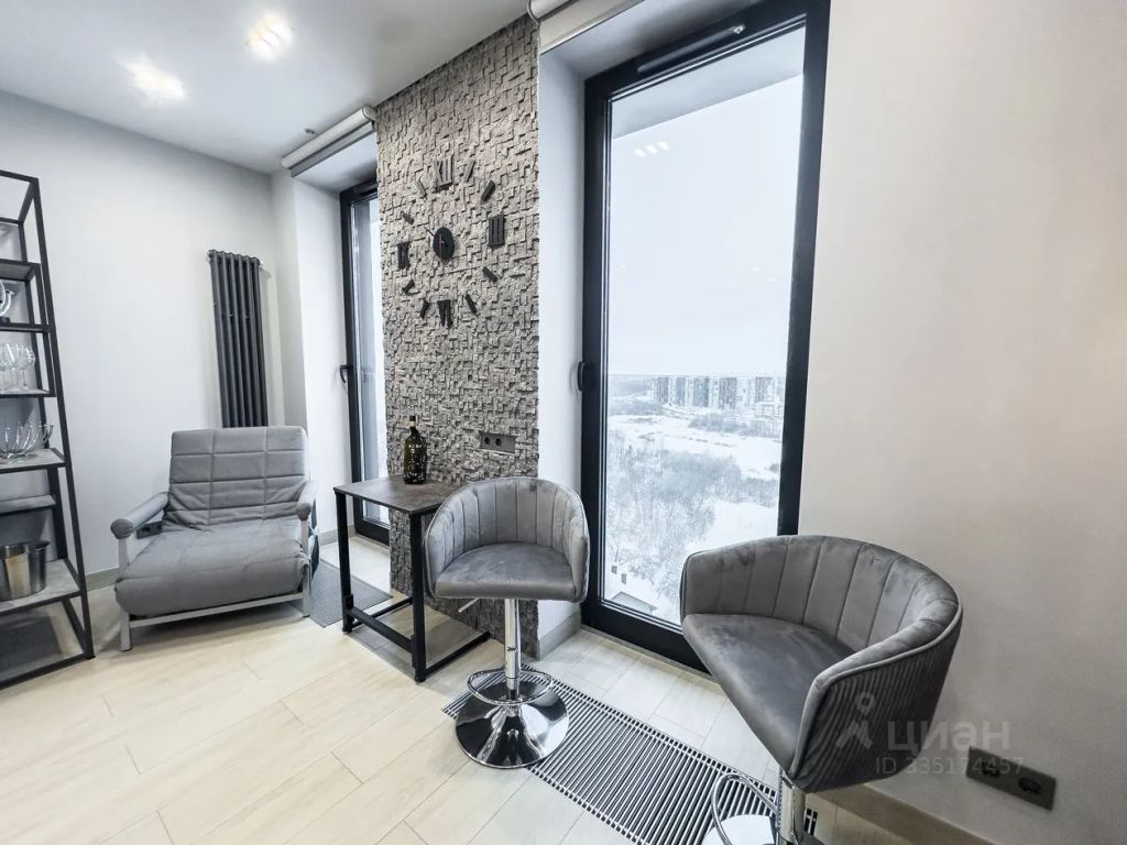 m. Novodachnaya: Apartment, studio
