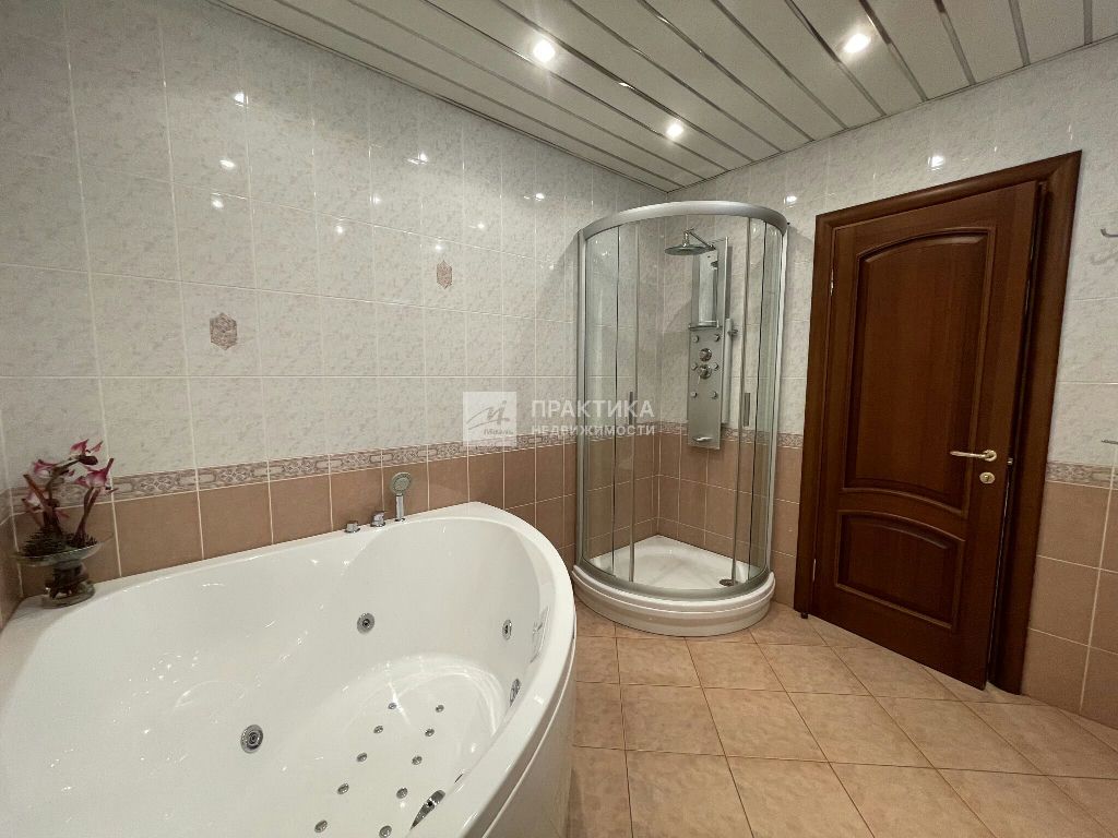 m. Mayakovskaya: Apartment, 3-rooms