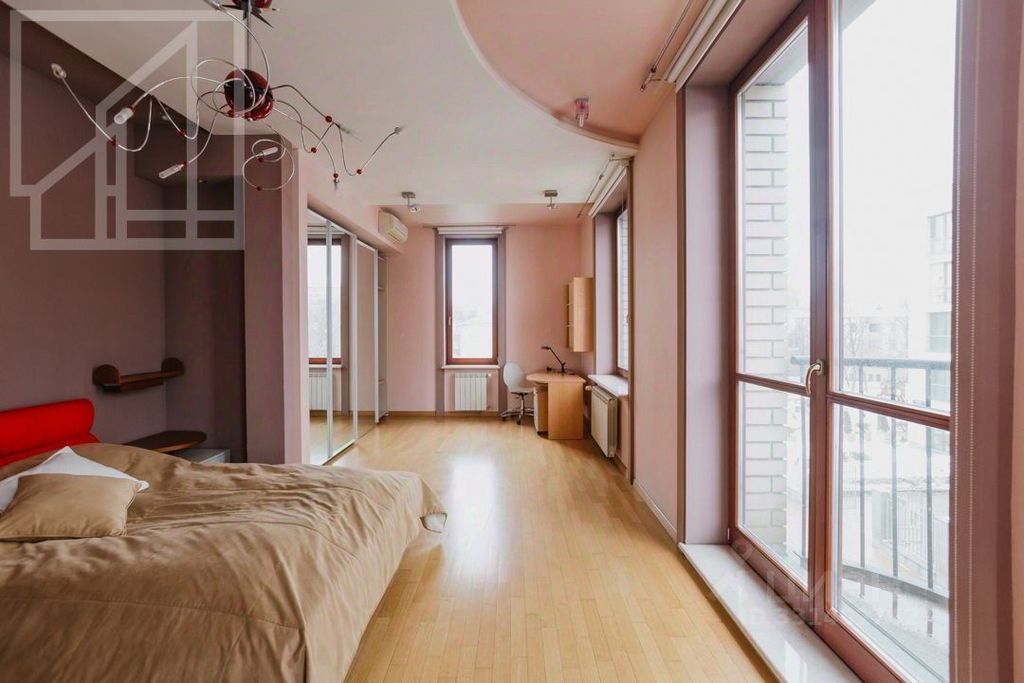 m. Park kultury: Apartment, 5-rooms