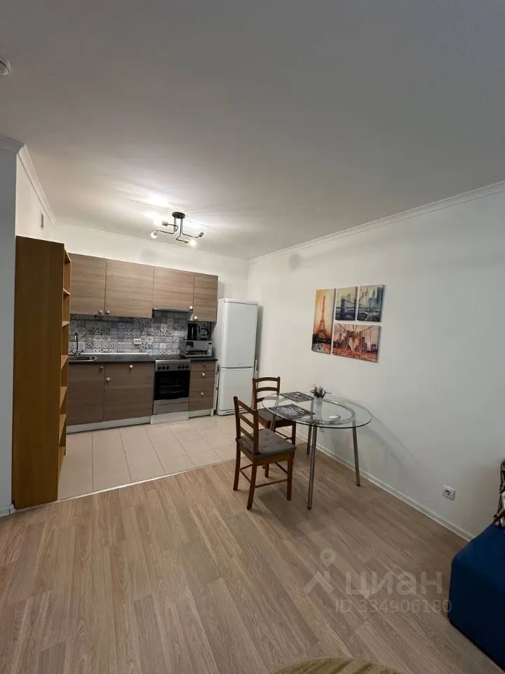 m. Molzhaninovo: Apartment, 2-rooms