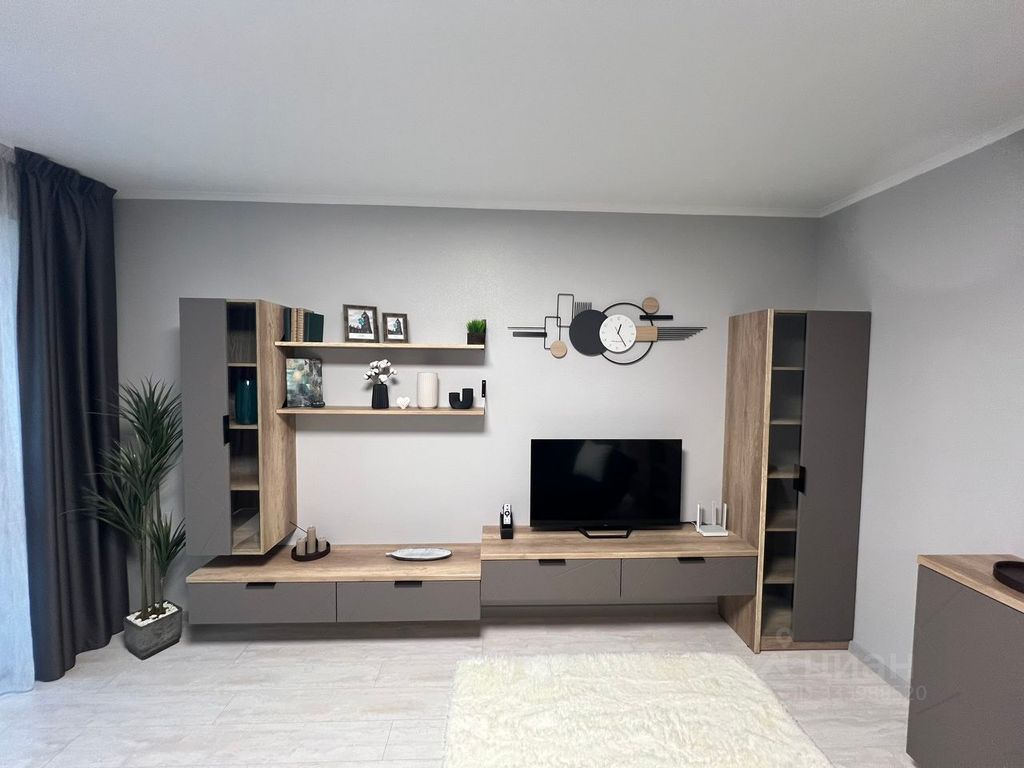 m. Kuzminki: Apartment, 2-rooms