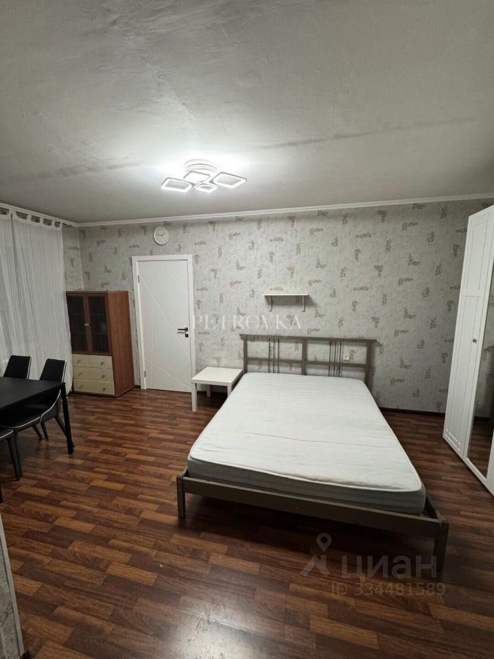 m. Ermakova Roscha: Apartment, 2-rooms