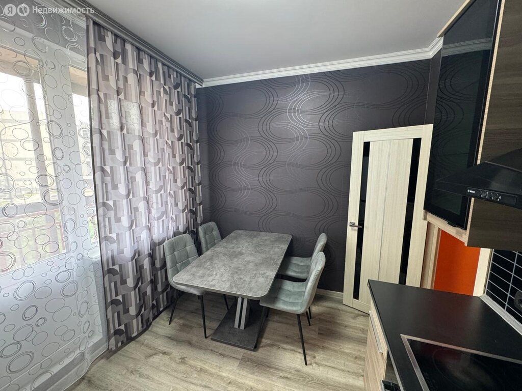 m. Nikolskoe: Apartment, 2-rooms