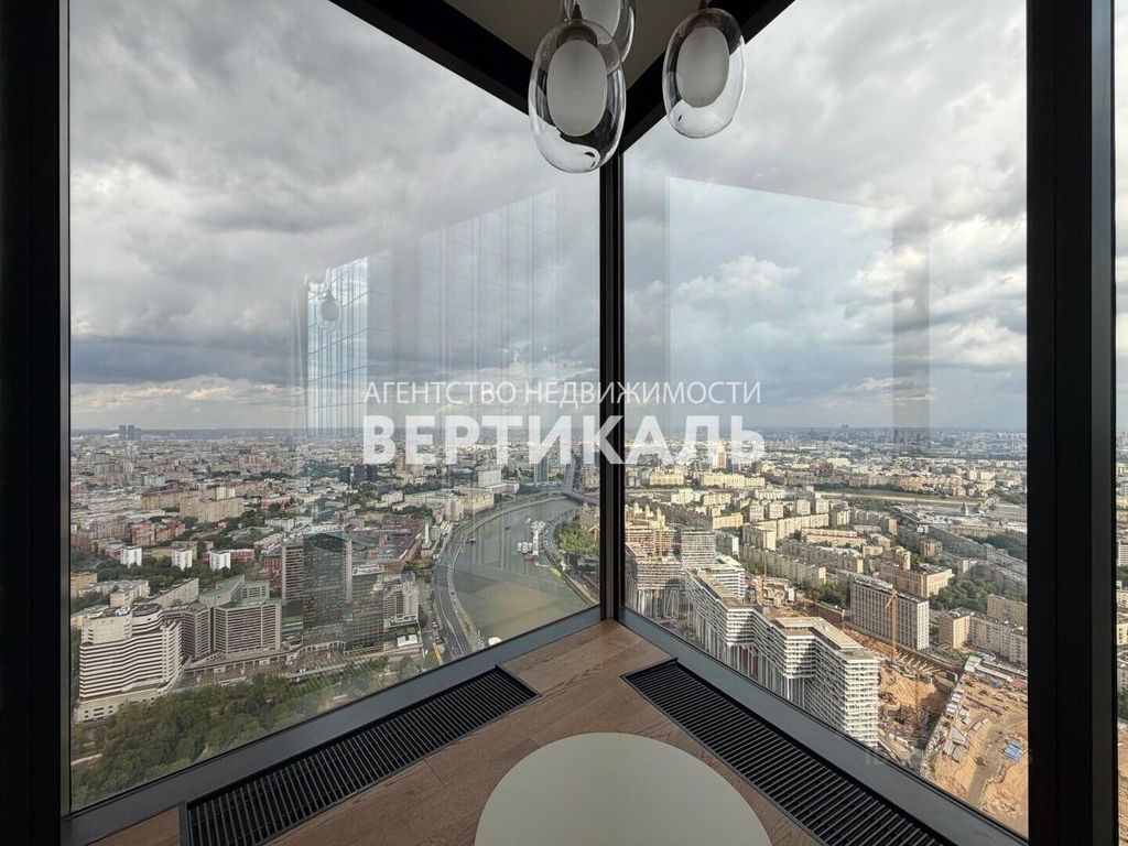 m. Delovoy tsentr (Vystavochnaya): Apartment, 5-rooms