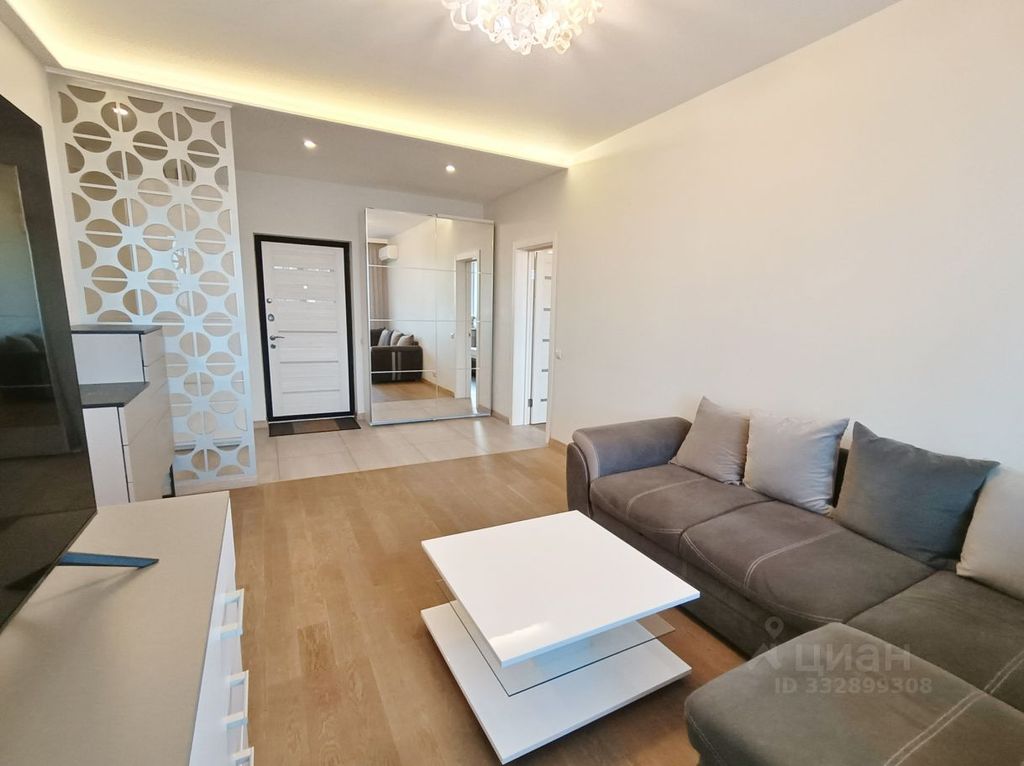 m. Ulitsa 1905 goda: Apartment, 2-rooms