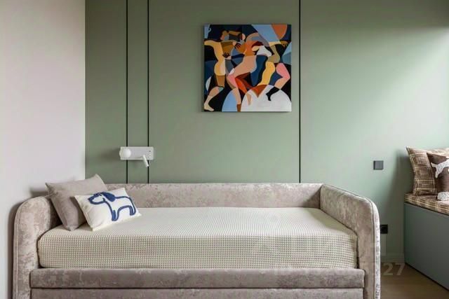 m. Aminyevskaya: Apartment, 3-rooms
