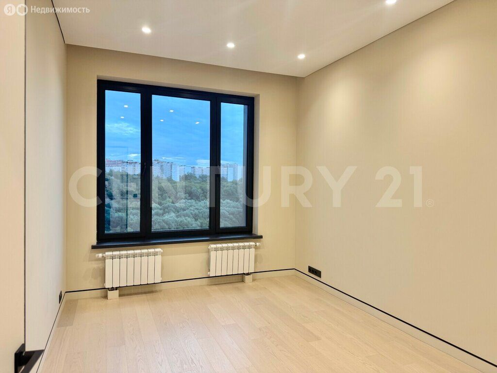 m. Michurinsky prospekt: Apartment, 3-rooms