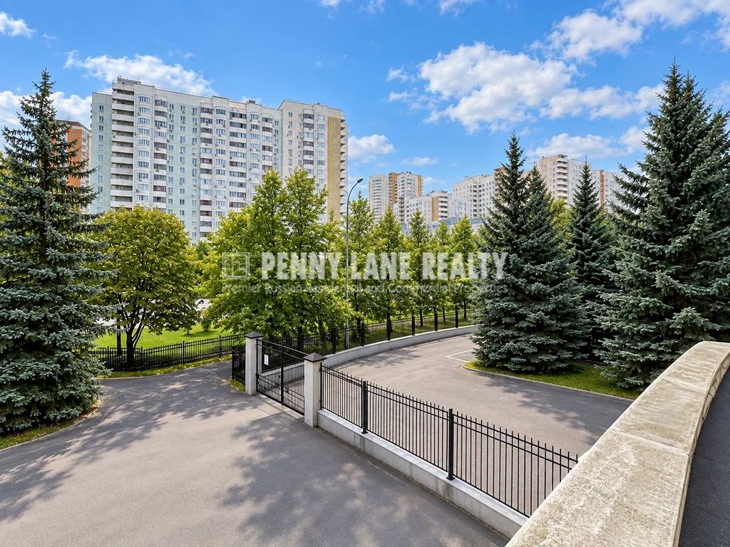 m. Universitet druzhby narodov: Apartment, 3-rooms