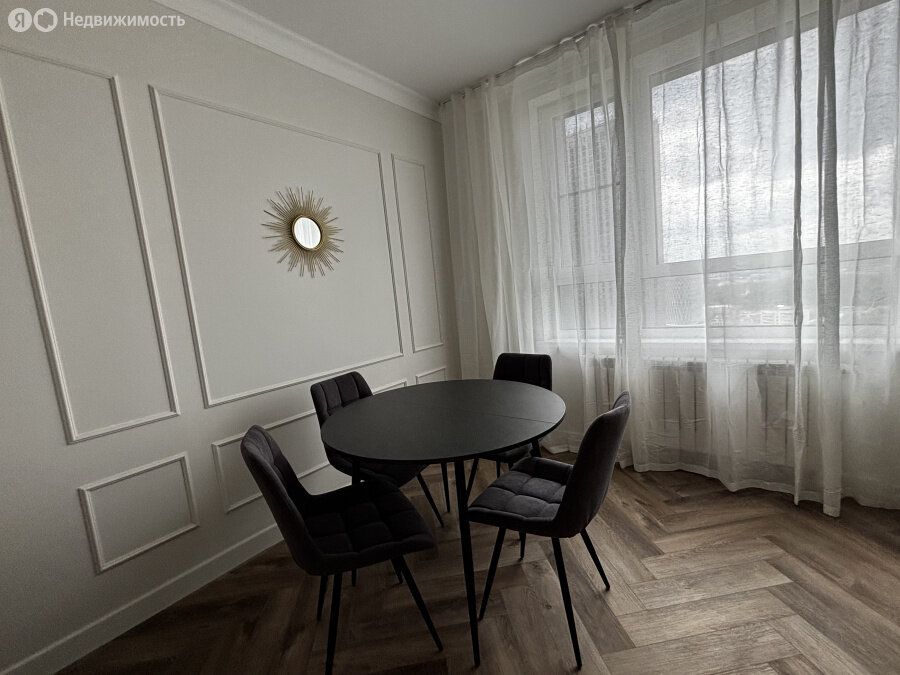 m. Ulitsa 1905 goda: Apartment, 2-rooms