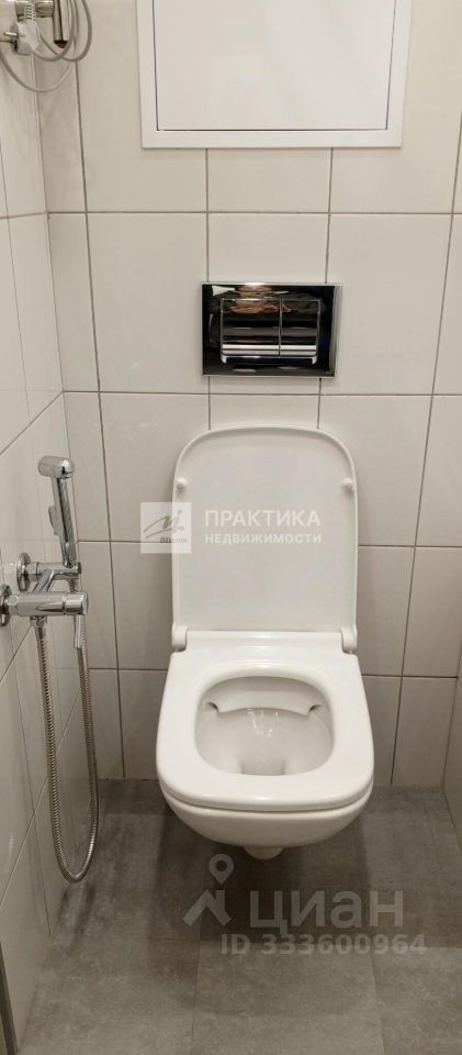 m. ZIL: Apartment, 1-rooms