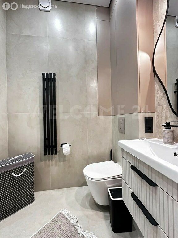 m. ZIL: Apartment, 1-rooms