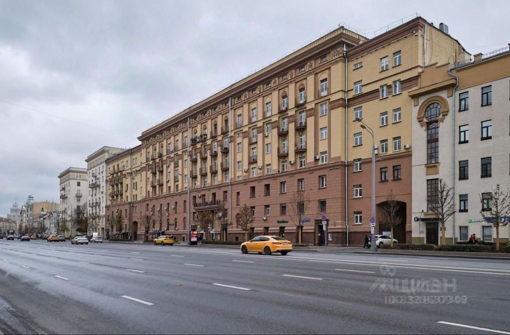 m. Barrikadnaya: Apartment, 2-rooms