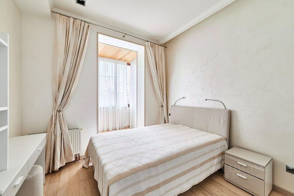 m. Rimskaya: Apartment, 2-rooms