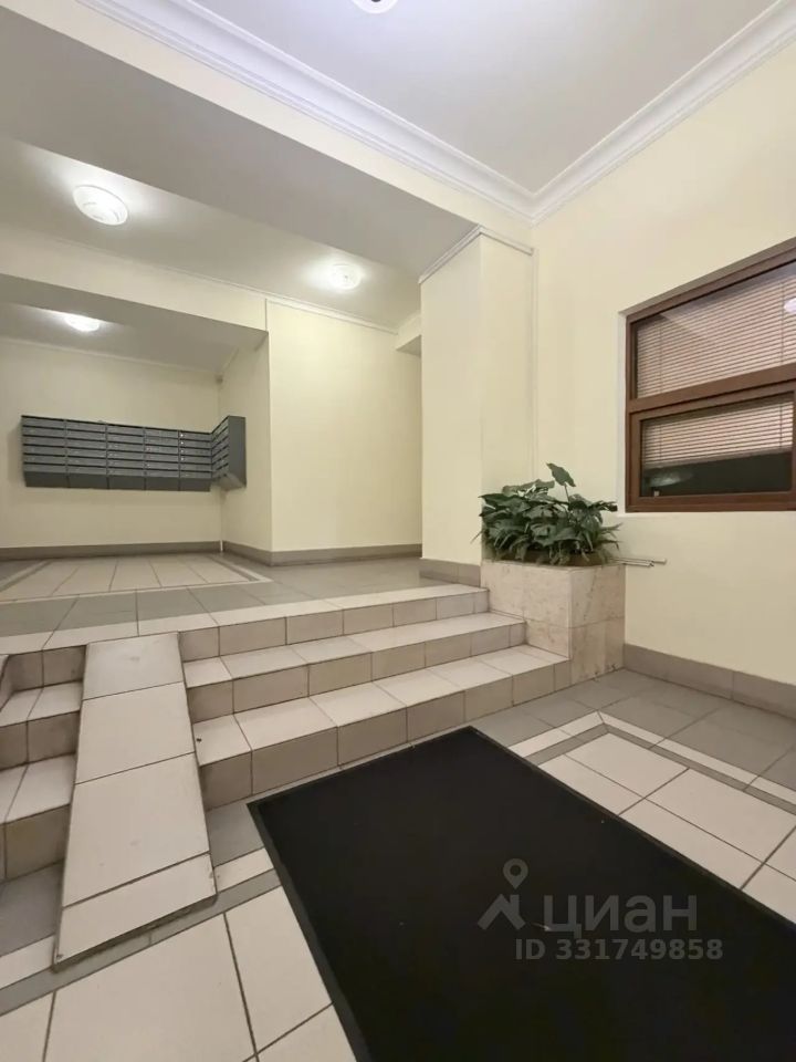 m. Krasnye vorota: Apartment, 2-rooms
