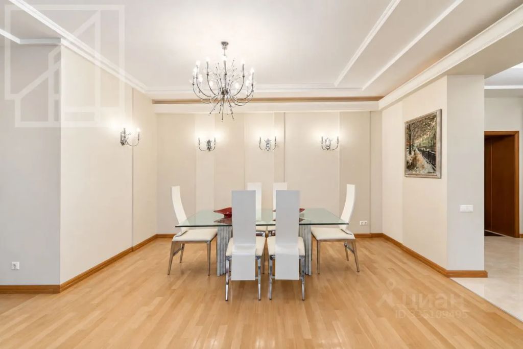 m. Pushkinskaya: Apartment, 3-rooms