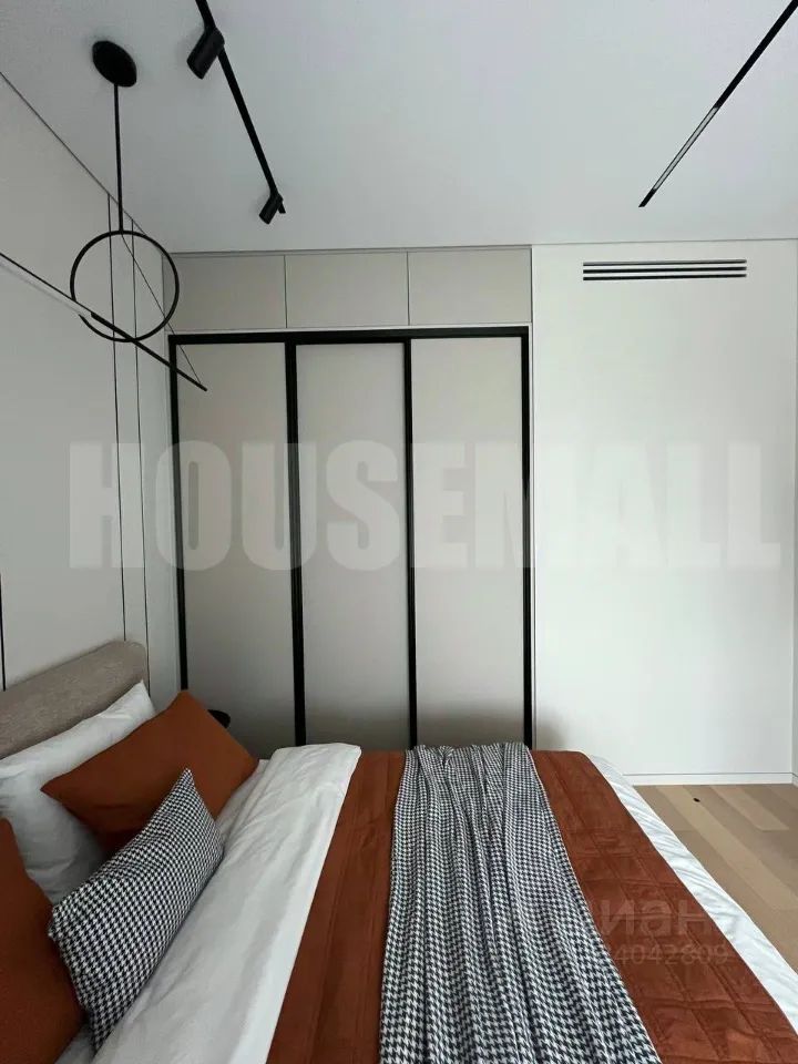 m. Ulitsa Sergeya Eyzenshteyna: Apartment, 2-rooms