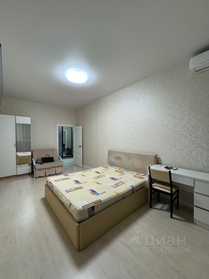 m. Rabochy Poselok: Apartment, 1-rooms