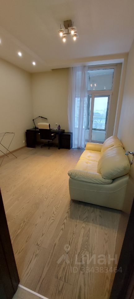m. Vodny stadion: Apartment, 3-rooms