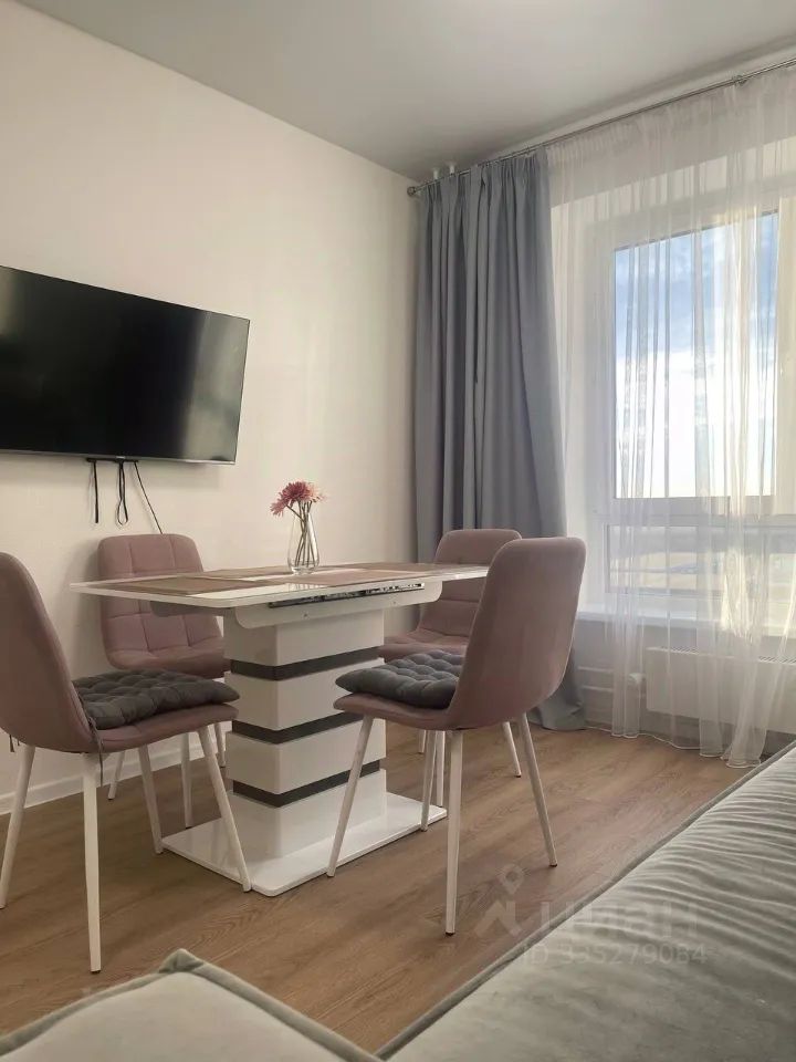 m. Scherbinka: Apartment, 2-rooms