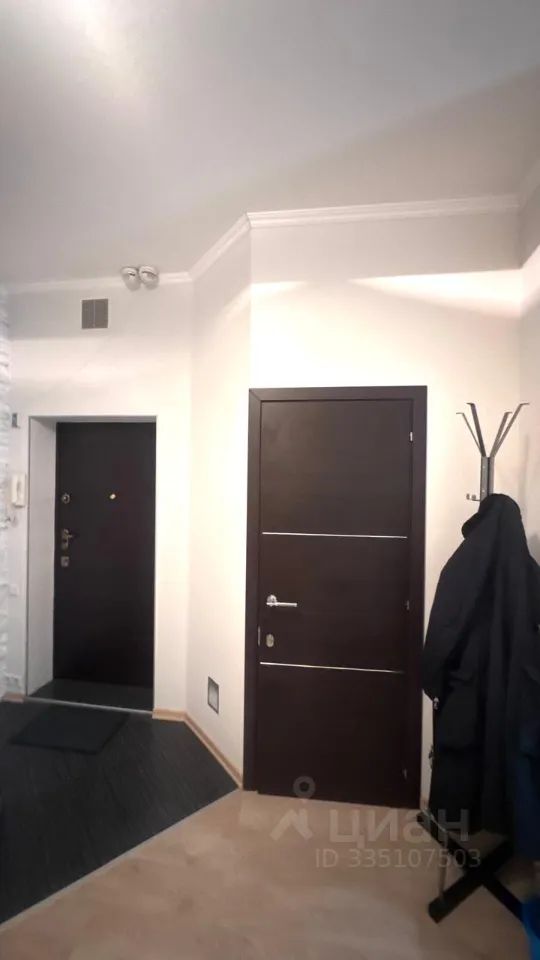 m. Oktyabrskoe pole: Apartment, 2-rooms