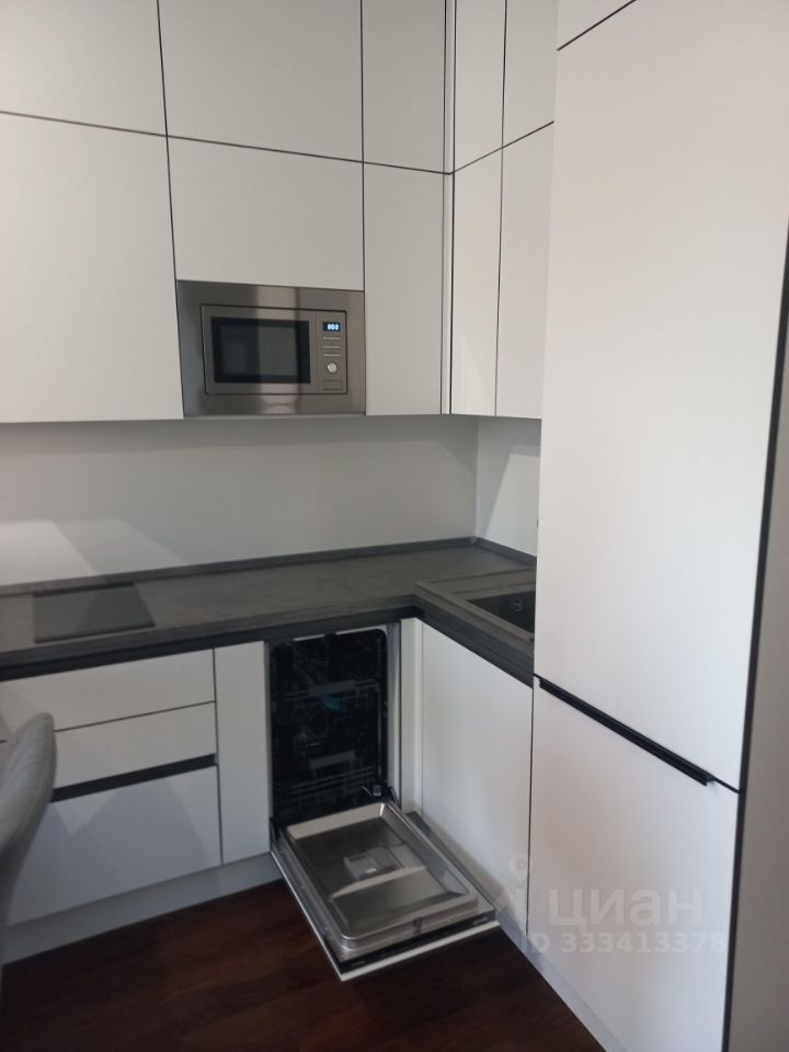 m. Aminyevskaya: Apartment, studio