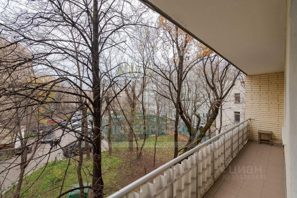 m. Tverskaya: Apartment, 2-rooms