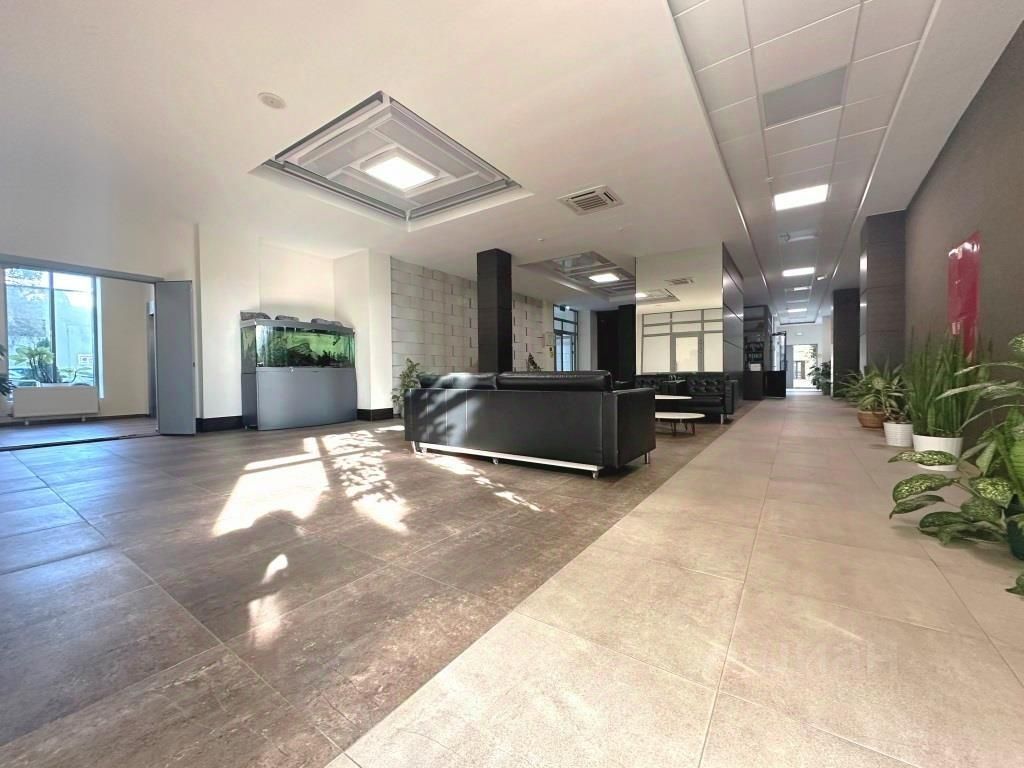 m. Universitet druzhby narodov: Apartment, 2-rooms