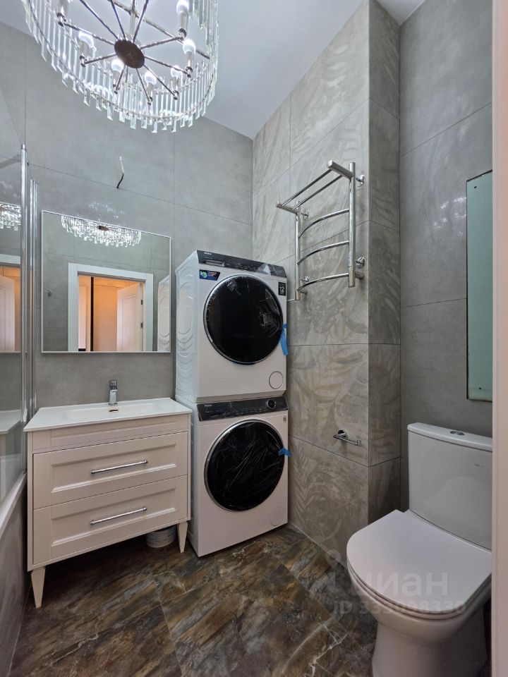 m. ZIL: Apartment, 1-rooms