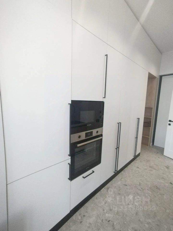 m. Zorge: Apartment, studio