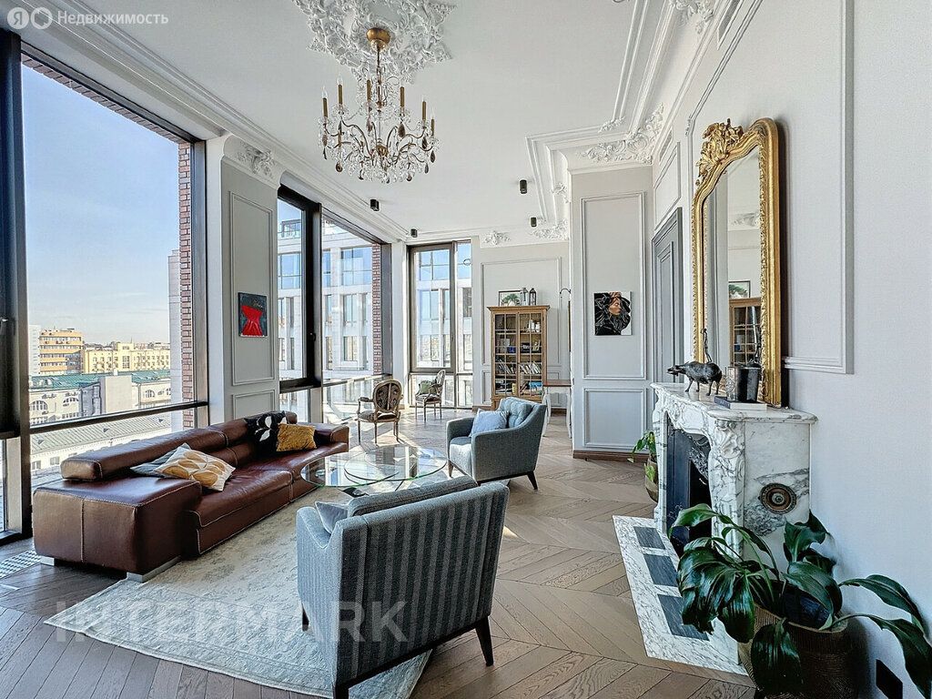 m. Mendeleevskaya: Apartment, 4-rooms